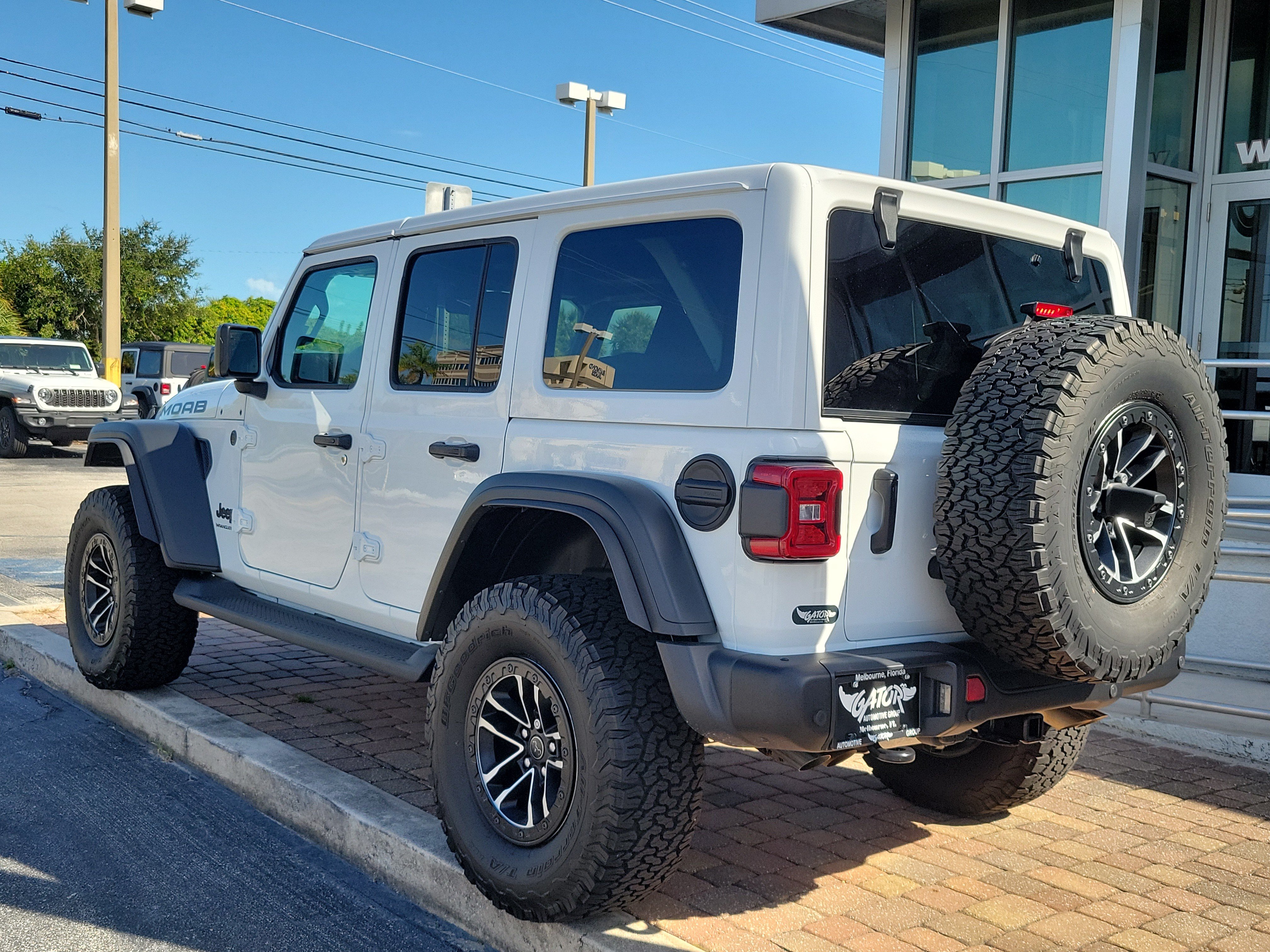 Used 2026 Jeep Wrangler Unlimited Rubicon 392 AWD/4WD image 3
