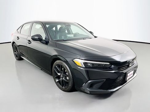 Used 2024 Honda Civic Sport image 4