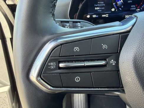 Used 2025 Chevrolet Equinox LT AWD/4WD image 25