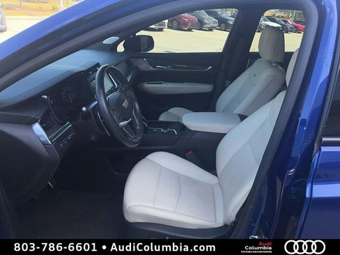 Used 2023 Cadillac XT5 Sportv w/ Technology Package image 1