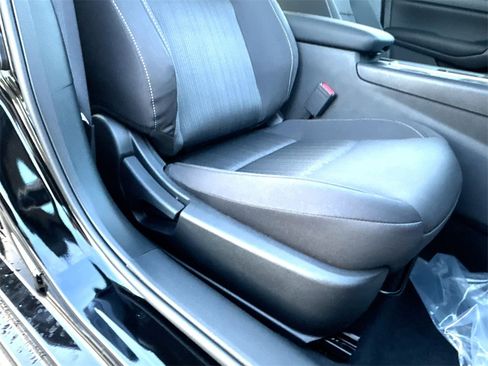 New 2025 Nissan Altima 2.5 S image 30