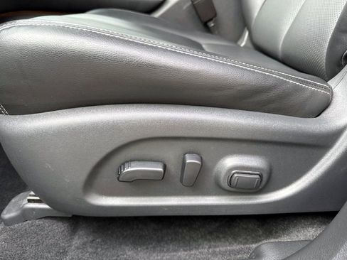 Used 2024 Nissan Murano SL image 10