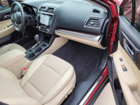 Used 2019 Subaru Outback 2.5i Limited image 24