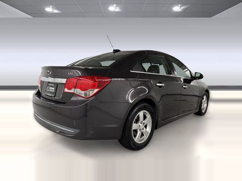 Used 2015 Chevrolet Cruze LTZ w/ Sun, Sound and Sport Package FWD image 9