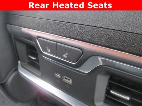 Certified 2024 GMC Sierra 3500 Denali Ultimate image 27