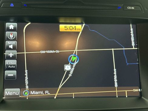 Used 2017 Hyundai Santa Fe Sport image 22