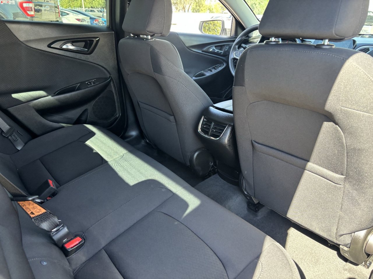 Used 2022 Chevrolet Malibu LT FWD image 11