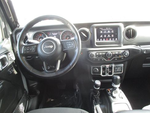 Used 2023 Jeep Wrangler Unlimited Sport AWD/4WD image 18