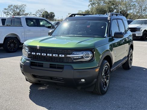 New 2025 Ford Bronco Sport Outer Banks image 8