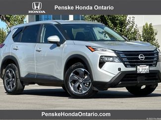Used 2024 Nissan Rogue SV video 1