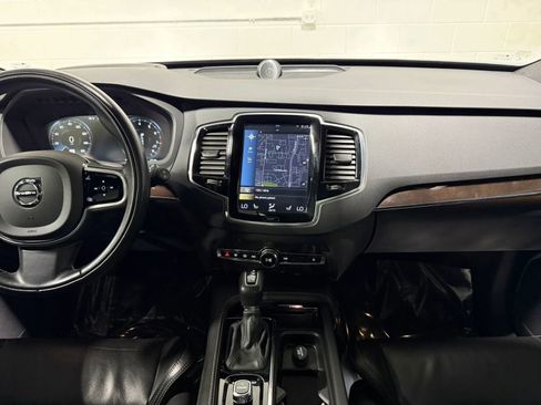 Used 2017 Volvo XC90 T6 Momentum w/ Vision Package AWD/4WD image 21