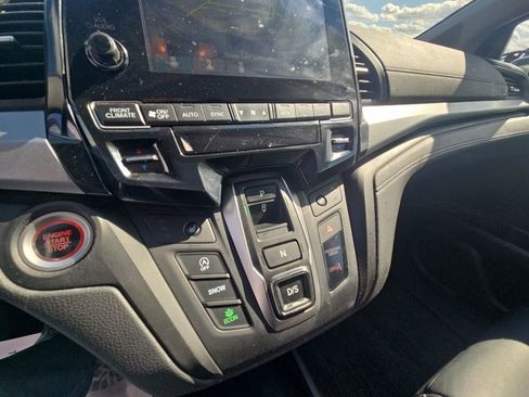 Used 2024 Honda Odyssey EX-L image 17