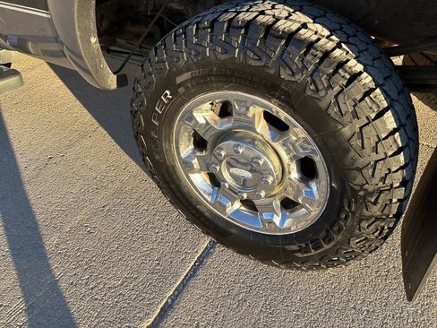 Used 2013 Ford F250 Lariat w/ Chrome Pkg image 7