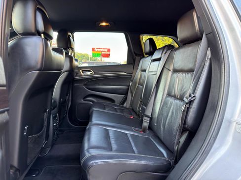 Used 2015 Jeep Grand Cherokee Limited w/ Trailer Tow Group IV AWD/4WD image 12