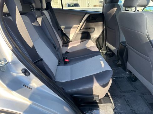 Used 2013 Toyota RAV4 XLE AWD/4WD image 14