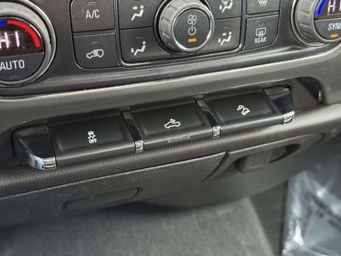 Used 2019 Chevrolet Silverado 1500 LT w/ All Star Edition image 25