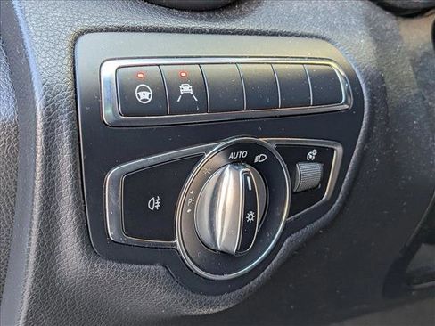 Used 2019 Mercedes-Benz C 300 Sedan image 11