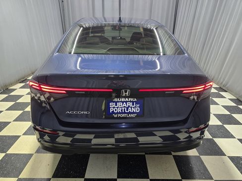 Used 2024 Honda Accord EX image 10