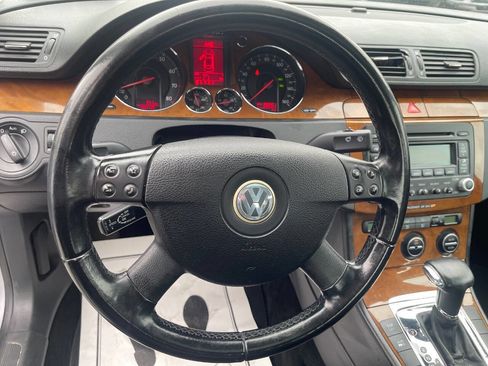 Used 2006 Volkswagen Passat 3.6 image 15