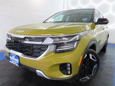 Used 2024 Kia Seltos SX AWD/4WD image 1