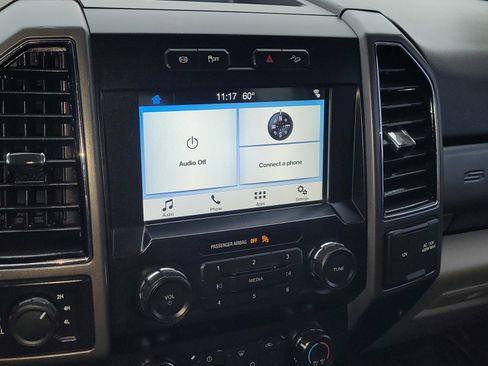 Used 2019 Ford F250 XLT w/ XLT Value Package image 16