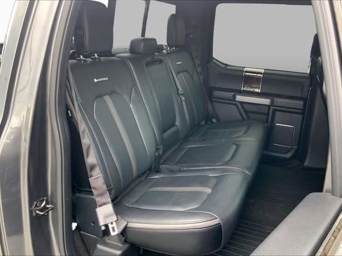 Used 2016 Ford F150 Platinum w/ Equipment Group 701A Luxury AWD/4WD image 19