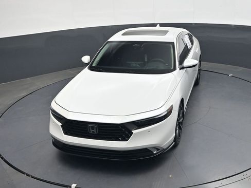 Used 2023 Honda Accord Touring image 21
