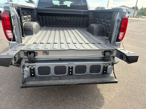 Used 2023 GMC Sierra 1500 Elevation w/ X31 Off-Road Package AWD/4WD image 26