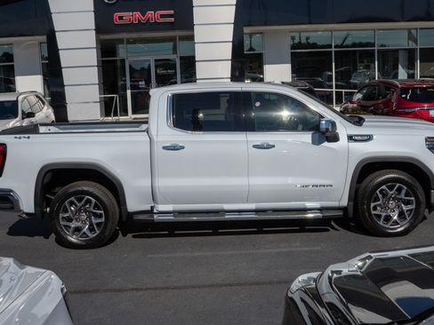 New 2026 GMC Sierra 1500 SLT w/ SLT Premium Package image 2