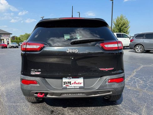 Used 2015 Jeep Cherokee Trailhawk w/ Comfort/Convenience Group AWD/4WD image 6