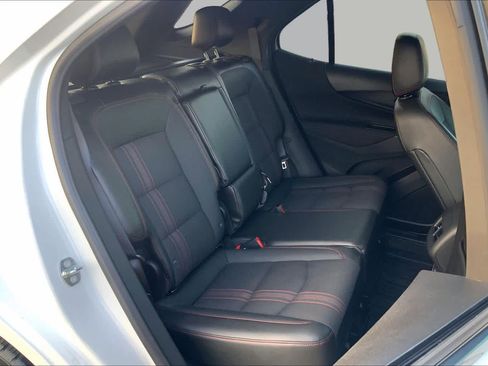 Used 2022 Chevrolet Equinox RS w/ LPO, Floor Liner Package FWD image 18