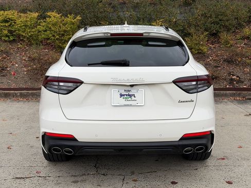 Certified 2024 Maserati Levante Modena Ultima image 4