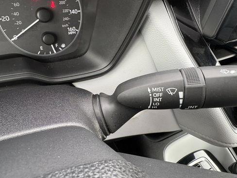 Used 2025 Toyota Corolla SE FWD image 19