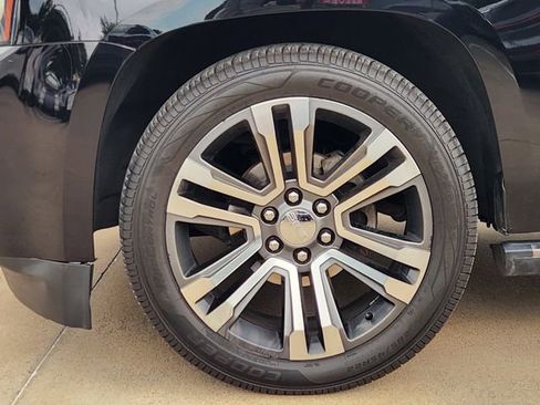Used 2018 GMC Yukon XL Denali w/ Denali Ultimate Package AWD/4WD image 8