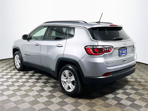 Used 2022 Jeep Compass Latitude w/ Sun and Sound Group image 6