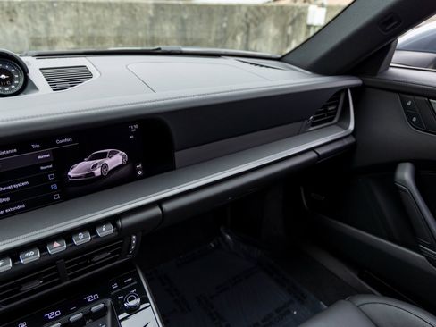 Used 2025 Porsche 911 Carrera S image 38