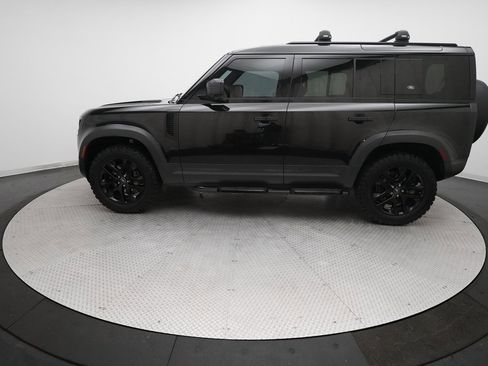 Used 2020 Land Rover Defender 110 HSE image 23