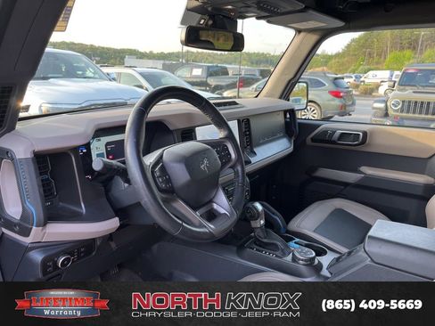 Used 2023 Ford Bronco Wildtrak image 6