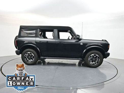 Used 2024 Ford Bronco Outer Banks AWD/4WD image 12