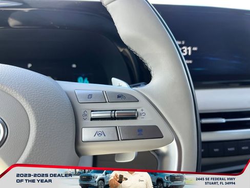 Used 2024 Hyundai Palisade Calligraphy image 28