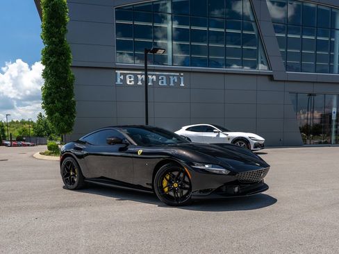 Certified 2024 Ferrari Roma RWD image 11