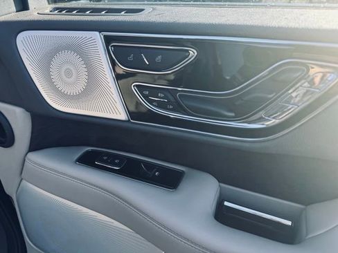 Certified 2024 Lincoln Navigator Reserve image 14