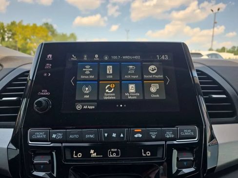 Used 2023 Honda Odyssey EX-L image 29