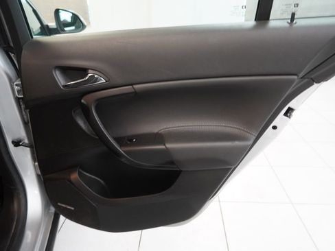 Used 2011 Buick Regal CXL w/ RL6 Preferred Equipment Group FWD image 30