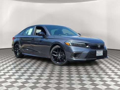 Certified 2024 Honda Civic Sport image 2
