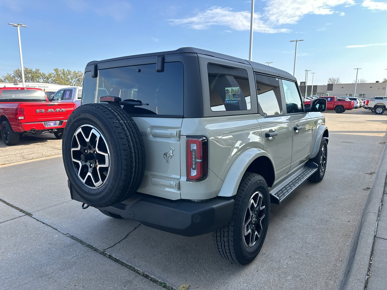 New 2026 Ford Bronco Outer Banks AWD/4WD image 10