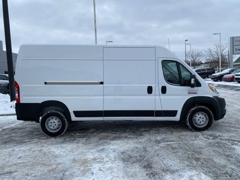Used 2021 RAM ProMaster 2500 image 2