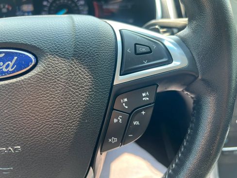 Used 2017 Ford Edge Titanium w/ Equipment Group 302A AWD/4WD image 24