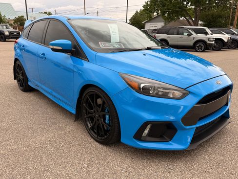 Used 2017 Ford Focus RS AWD/4WD image 4
