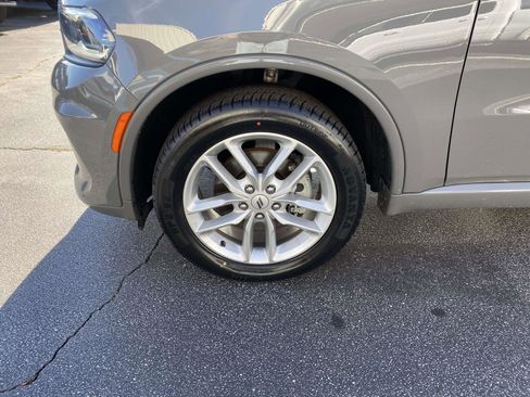 Certified 2025 Dodge Durango GT image 25